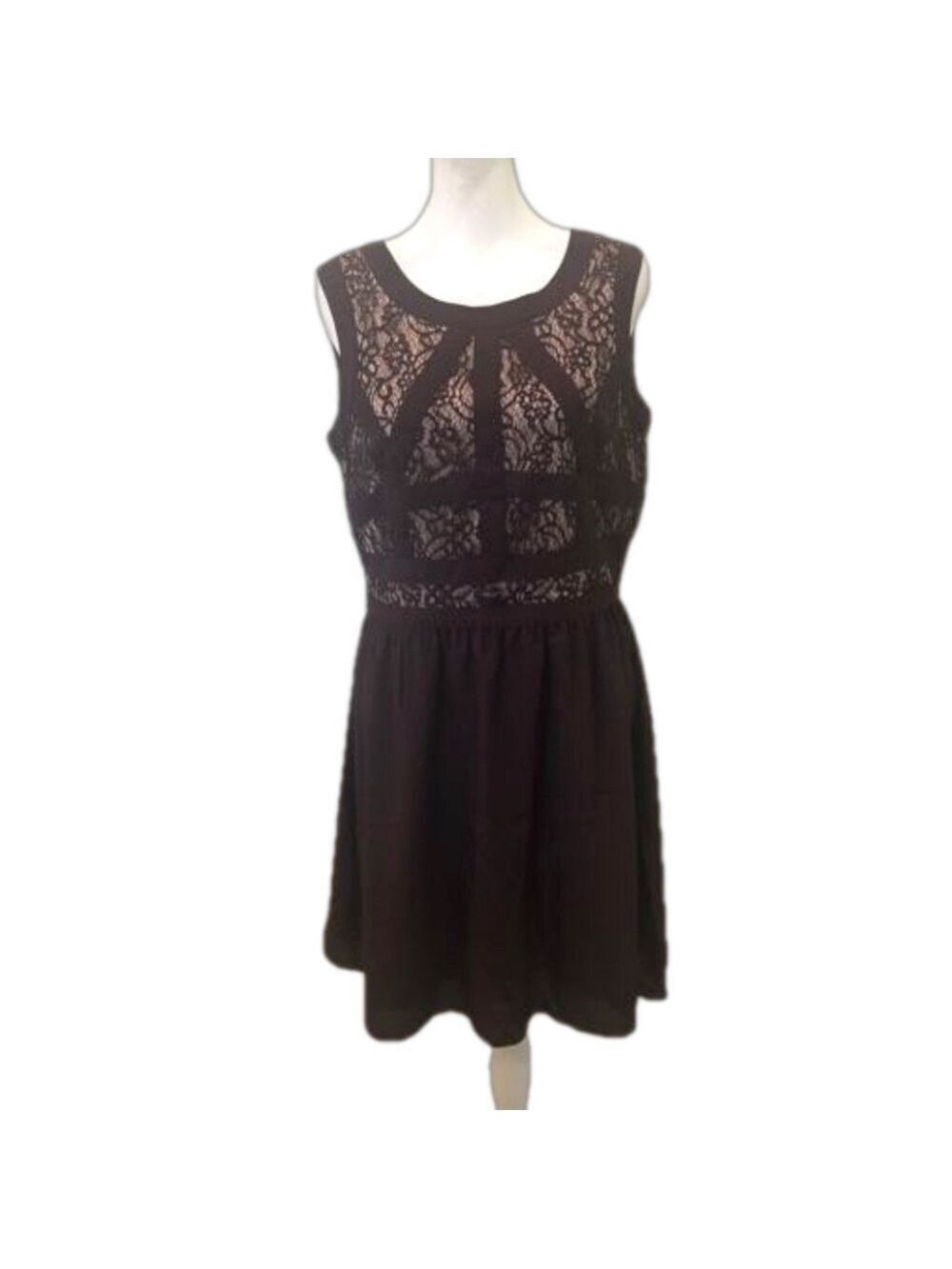 Gianni Bini Size 8 cocktail dress. Lace deep plum mother of bride groom